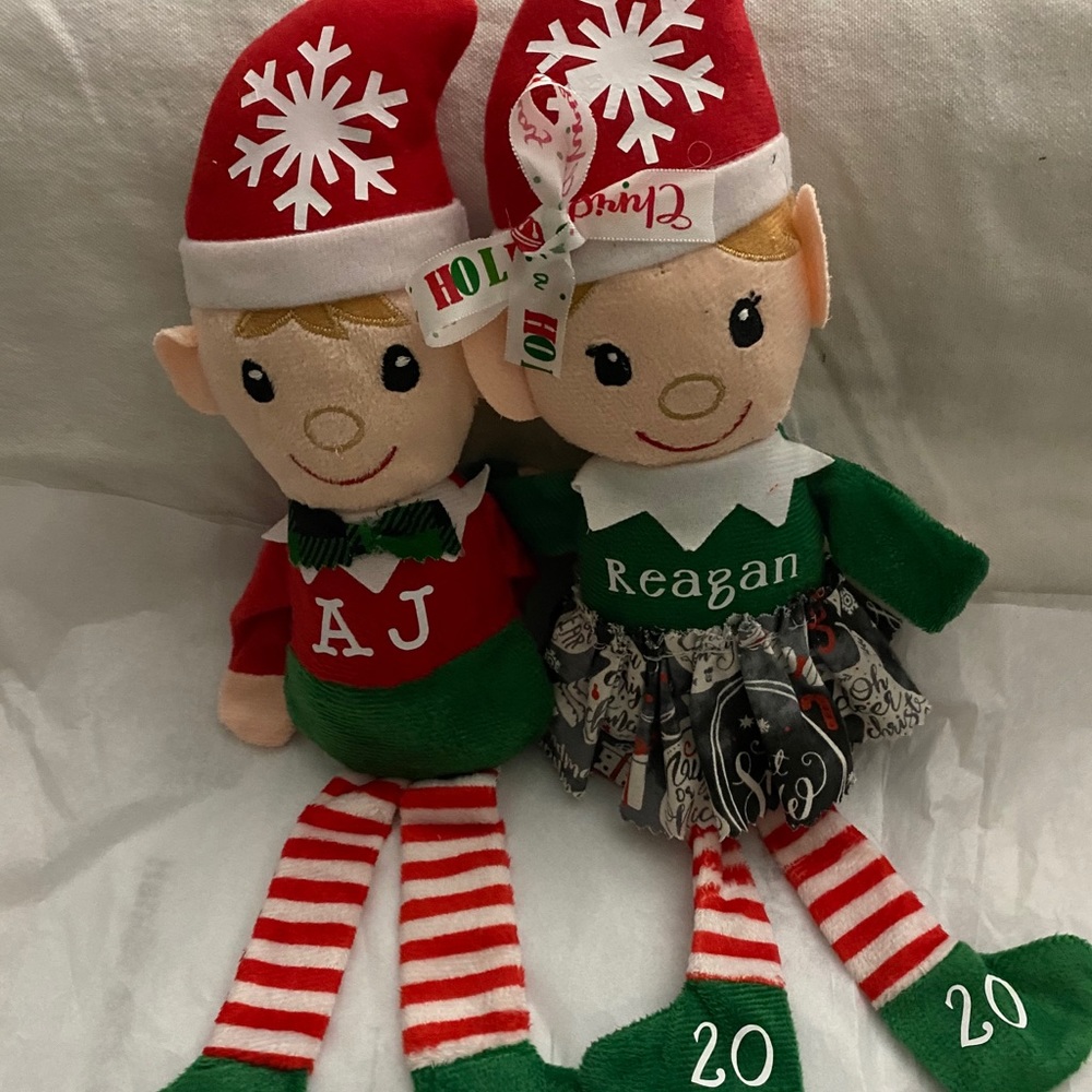 Customized Elves - Picture 3 of 3